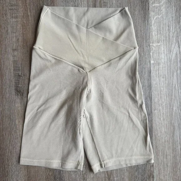 Aerie Offline Tan High Rise Bike Short Small - Picture 1 of 3